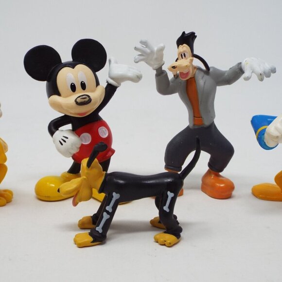 7 Pcs Disney Character Bundle #212 - Picture 4 of 5